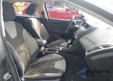 2014 Ford Focus Se z USA, uszkodzony, nr VIN 1FADP3F24EL347110